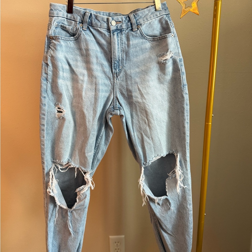 American Eagle Outfitters Light Blue Distressed Jeans - Curvy Mom